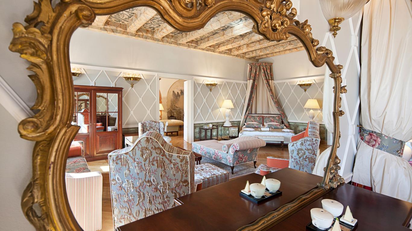 The Bonerowski Palace Boutique Hotel