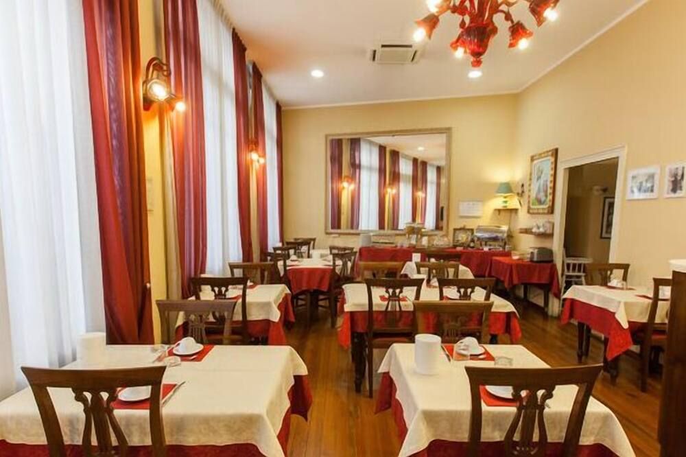Restaurace